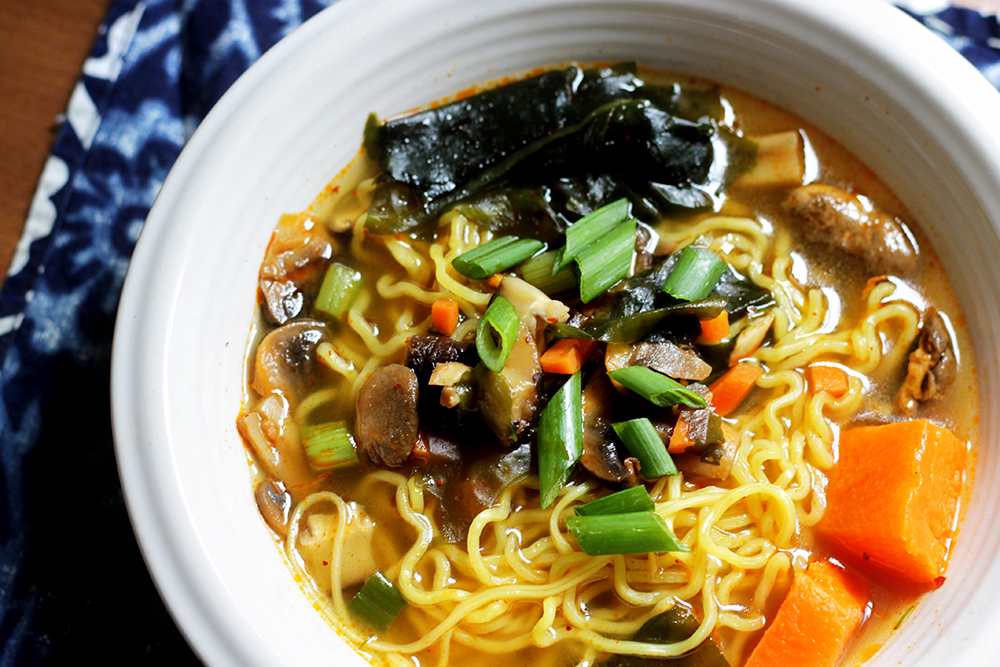 Vegan Soup Recipes: Korean Ramen Noodle Soup | Peaceful ...