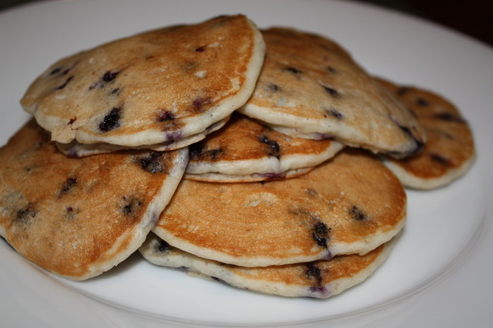 family favorite: vegan blueberry sour cream pancakes