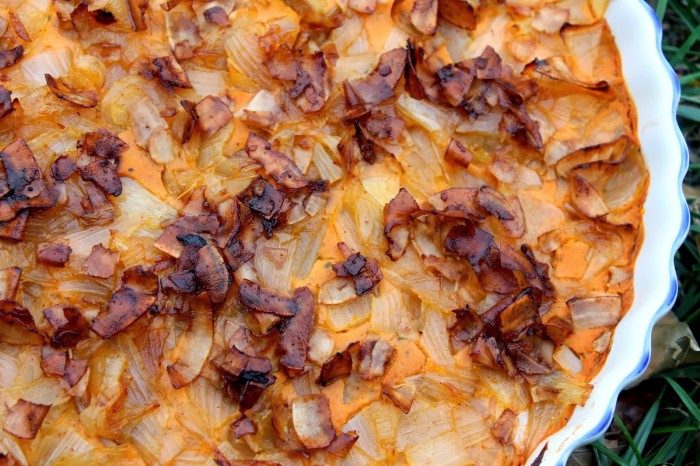 vegan pumpkin onion bacon tart3