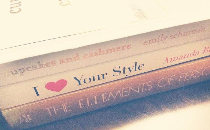 Style Books, 10-Item Wardrobe