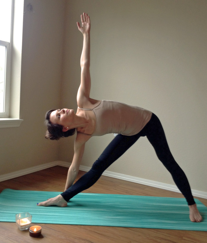 Yoga-Triange_Pose-Balance-Flexibility