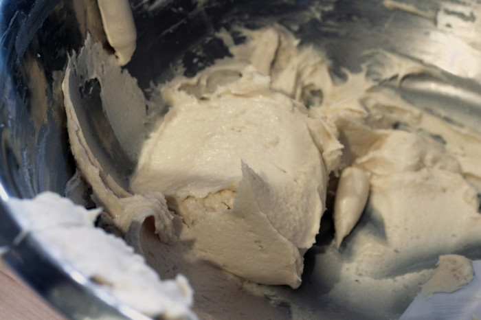 Vegan Vanilla Frosting - professional baking tips