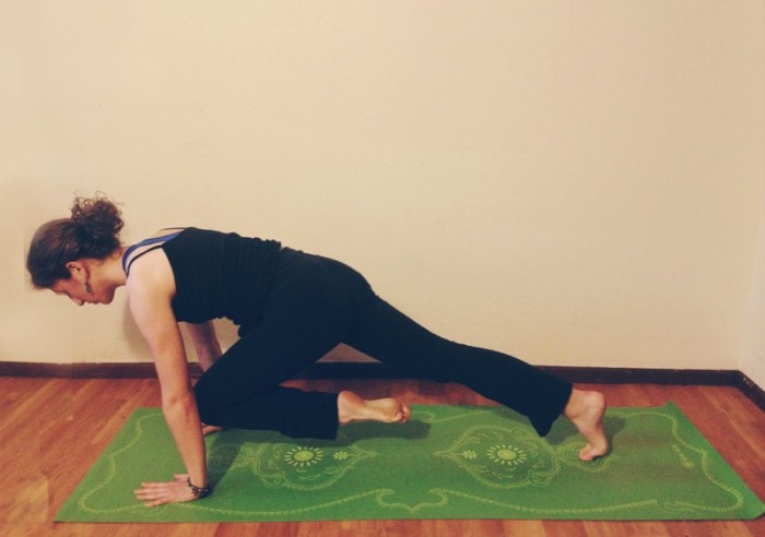 Yoga for Strong Core - Peaceful Dumpling