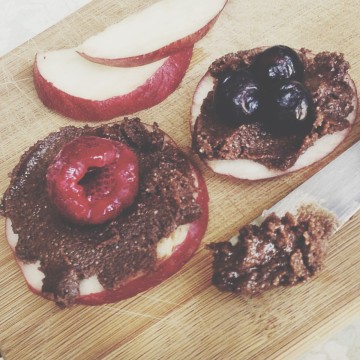 Sea Salt and Tahini Cocoa Spread - Peaceful Dumpling