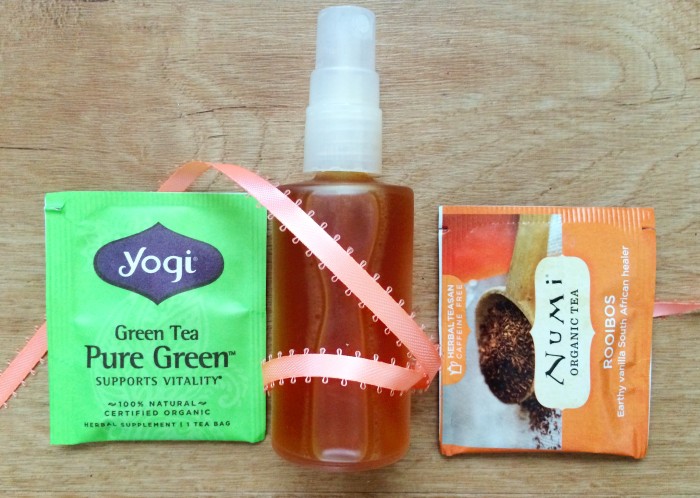 DIY Rooibos and Green Tea Anti-Aging Toner