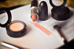 The Shelf Life of Makeup: Expiration Guidelines