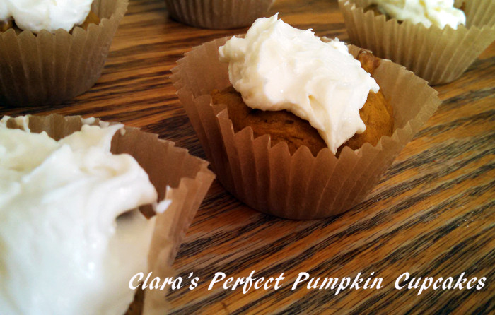 The Perfect Vegan Pumpkin Cupcakes | Peaceful Dumpling