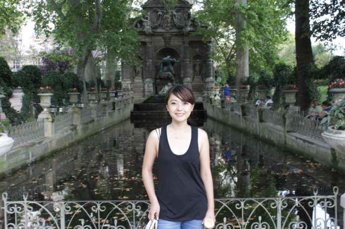12 Enchanting Days in Paris: Medici Fountain in Luxemburg
