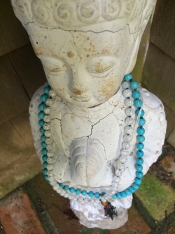 How to Meditate with Mala Beads | Peaceful Dumpling