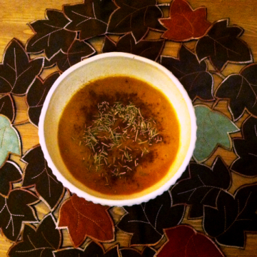 Sweet and Savory Vegan Pumpkin Soup Recipe