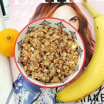 Vegan Breakfast Recipes: Banana Nut Granola