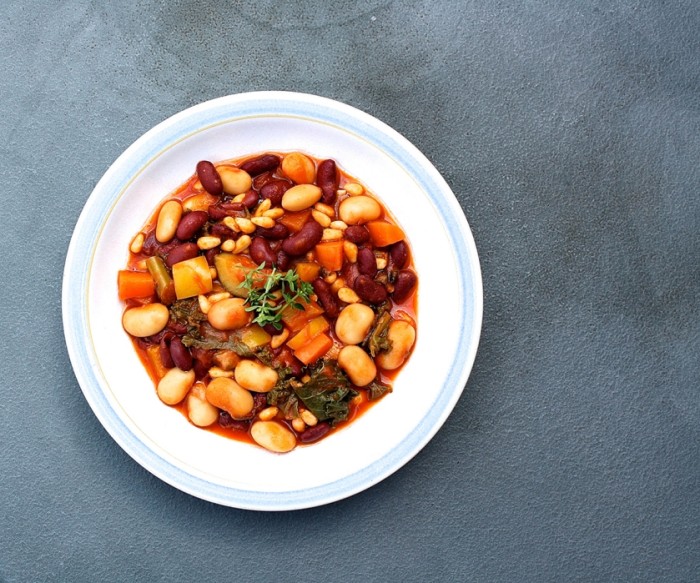 Vegan Soup Recipes: Tuscan Bean Stoup