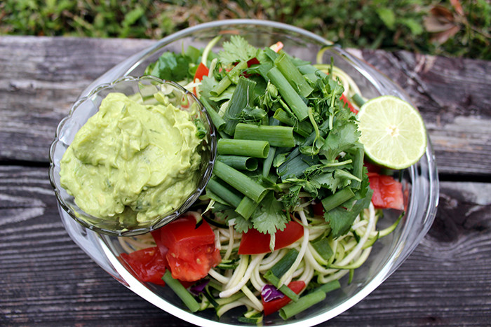 Raw Vegan Zoodles with Creamy Avocado Basil Dressing