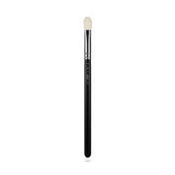 7 Makeup Brushes Every Woman Should Own