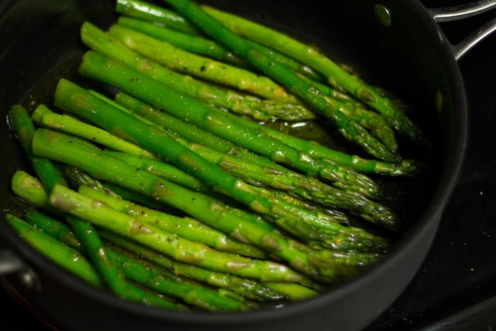 Healthy Sides: Rosemary Lemon Asparagus