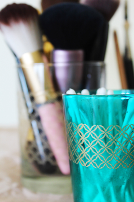 5 Ideas for Storing Makeup with Repurposed Goods | Peaceful Dumpling