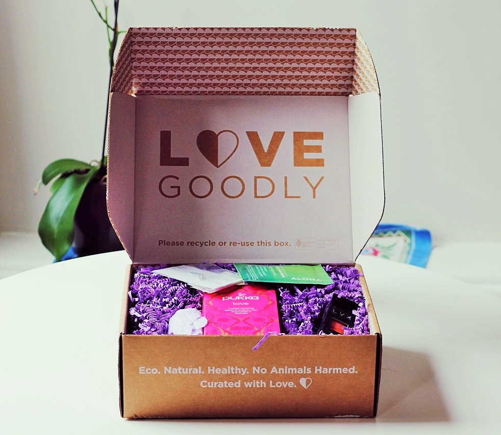 LOVE GOODLY Review + Interview with Founders Katie and Justine!