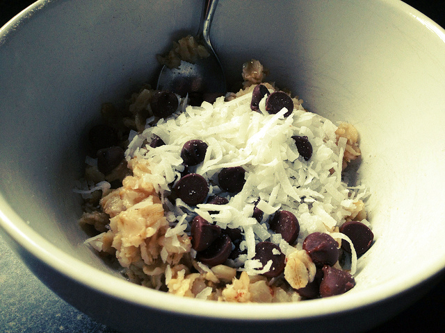 Vegan Breakfast Recipes: Chocolate Coconut Winter Oatmeal Bowl