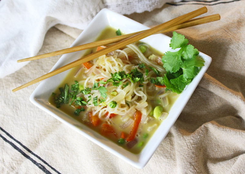 Vegan Thai Recipes: Green Curry Noodle Bowl