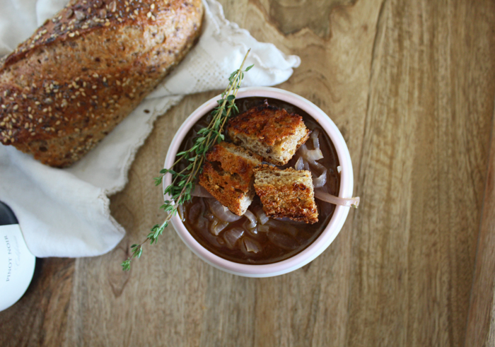 Vegan Soup Recipes: French Onion Soup with Garlic Croutons