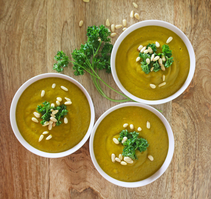 Vegan Soup Recipes: Sweet Potato Apple Parsley Soup | Peaceful Dumpling