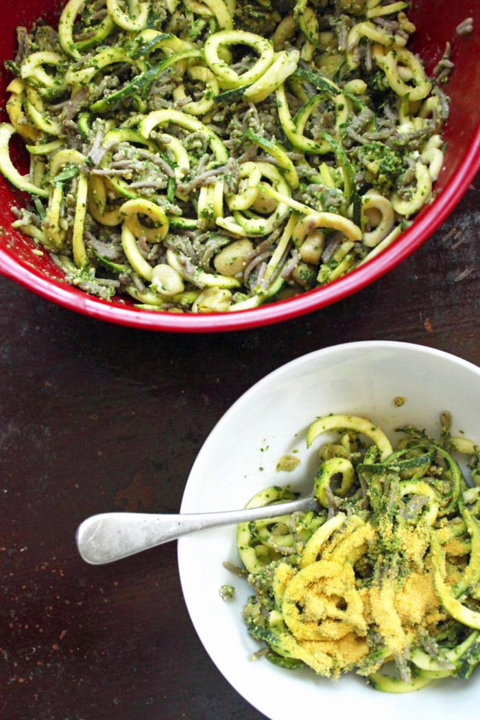 Healthy Dinner: Zucchini and Soba Noodle Pesto Pasta