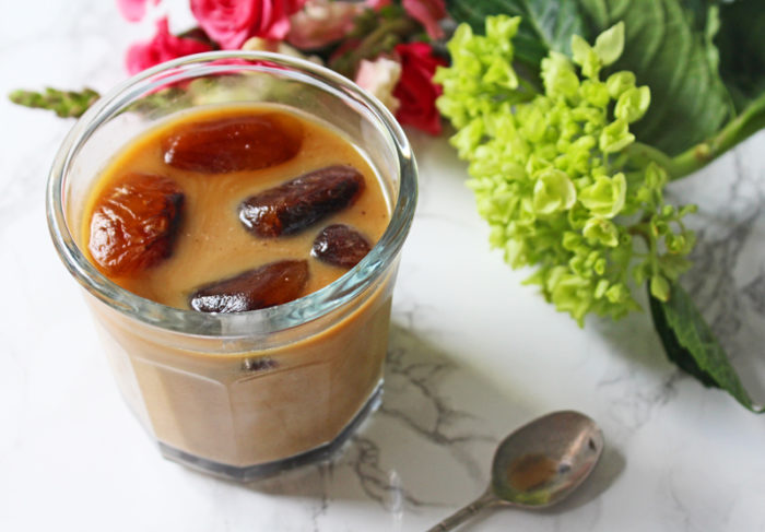 Vegan Coffee Recipe: Cold Brew Iced Café au Lait