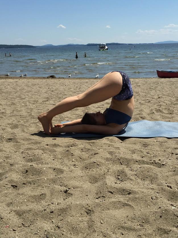 ubhaya-padangushthasana-beach-yoga