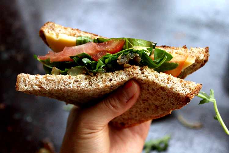Vegan Sandwich Recipes: Grilled Cheese With Caramelized Onions, Tomato & Arugula