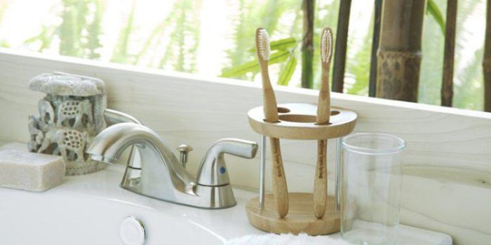 Eco-Friendly Alternatives to Plastic Household Items