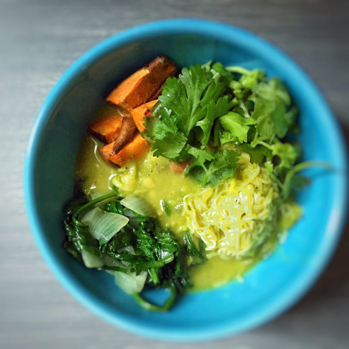 Vegan Thai Recipes: Avocado Noodle Bowl