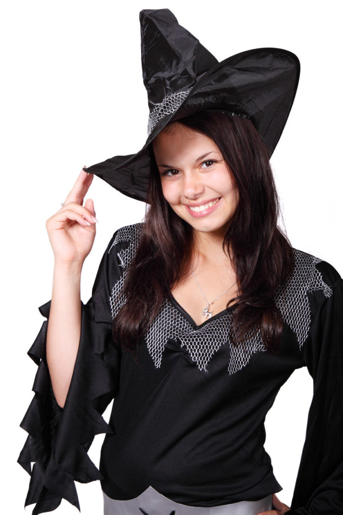 How to Assemble an Awesome Sustainable Halloween Costume