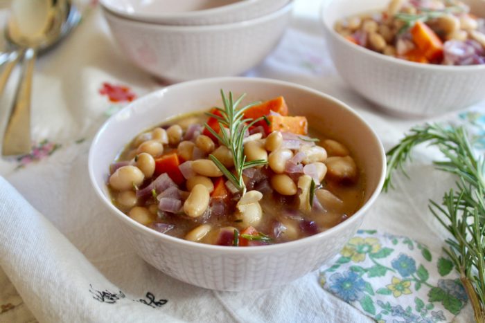 Vegan Thanksgiving Recipes: Rosemary White Bean Soup