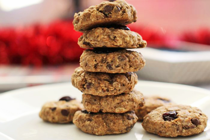 Vegan Dessert Recipes: Cherry Almond Muesli Cookies