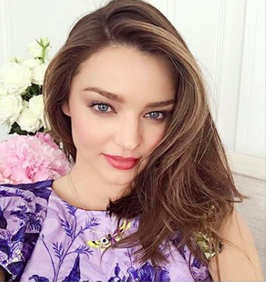 The Crazy Way Miranda Kerr Stays Hydrated for Glowing Skin