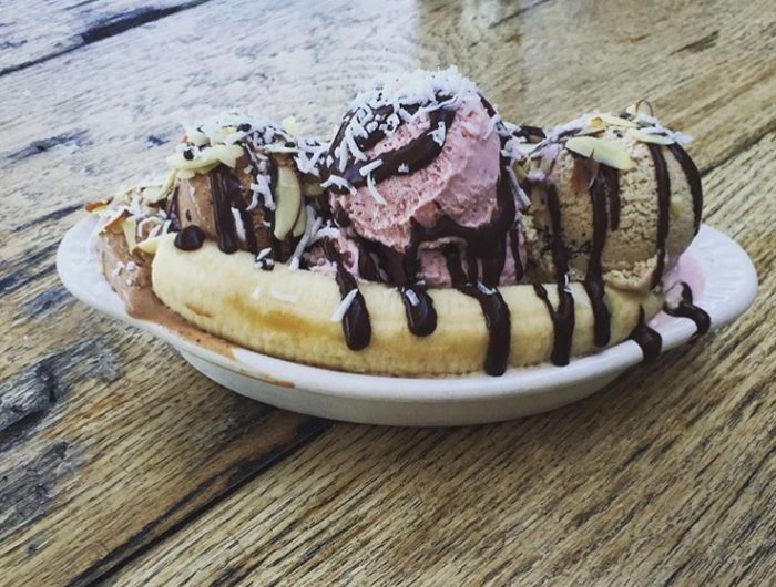 10 Dairy Free Ice Cream Spots That Will Have You Cooling Down In Dessert Heaven