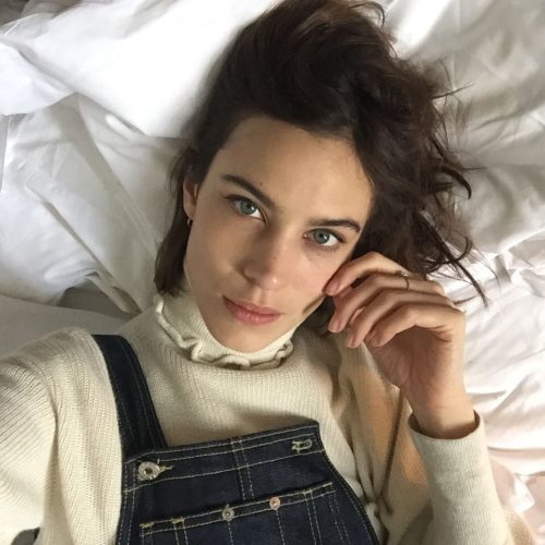 Channel Carefree Beauty Alexa Chung With This Gorgeous No Makeup Makeup