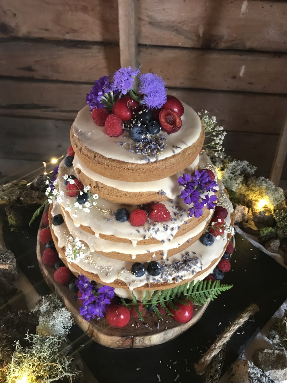 How I Made a Glam 3 Tier Vegan Wedding Cake & Lived to Tell the Tale