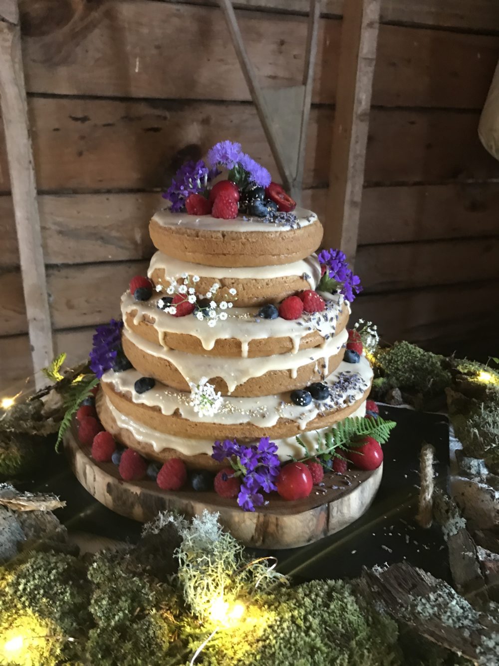 How I Made a Glam 3 Tier Vegan Wedding Cake & Lived to Tell the Tale