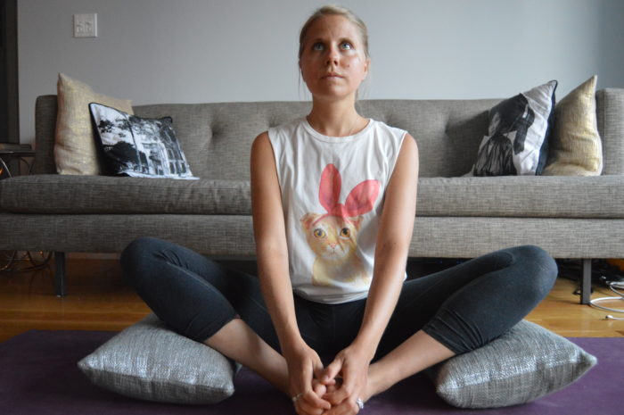 4 Yoga Sitting Poses That Will Destress You Instantly