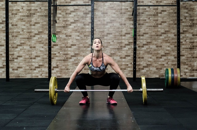 weight-lifting-woman