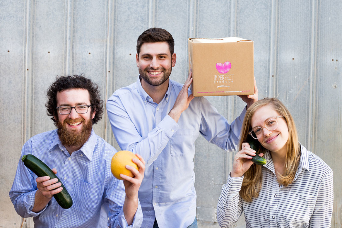 Imperfect-Produce-Team-happy-sustainable-brand-fruit-vegetables-farming-subscription-box