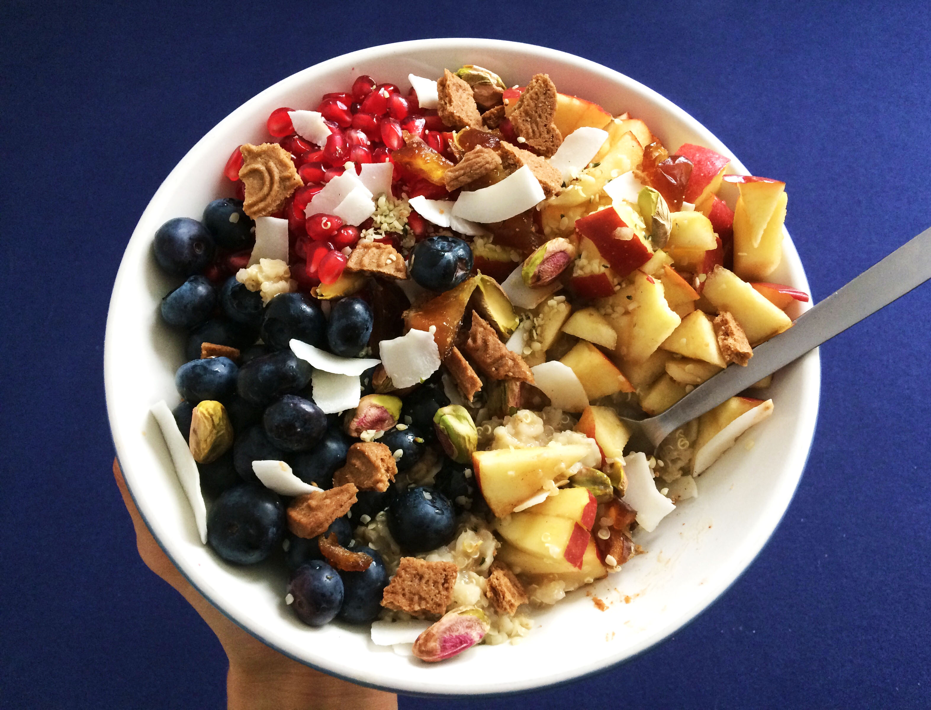 Quinoa Protein Breakfast Bowl