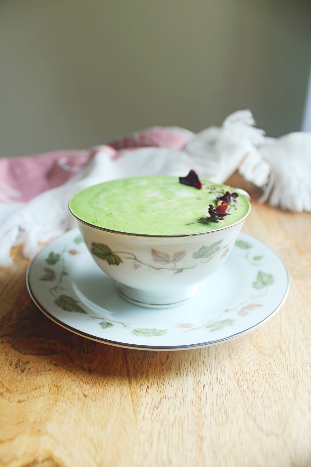 Sugar-Free Lavender Matcha Latte