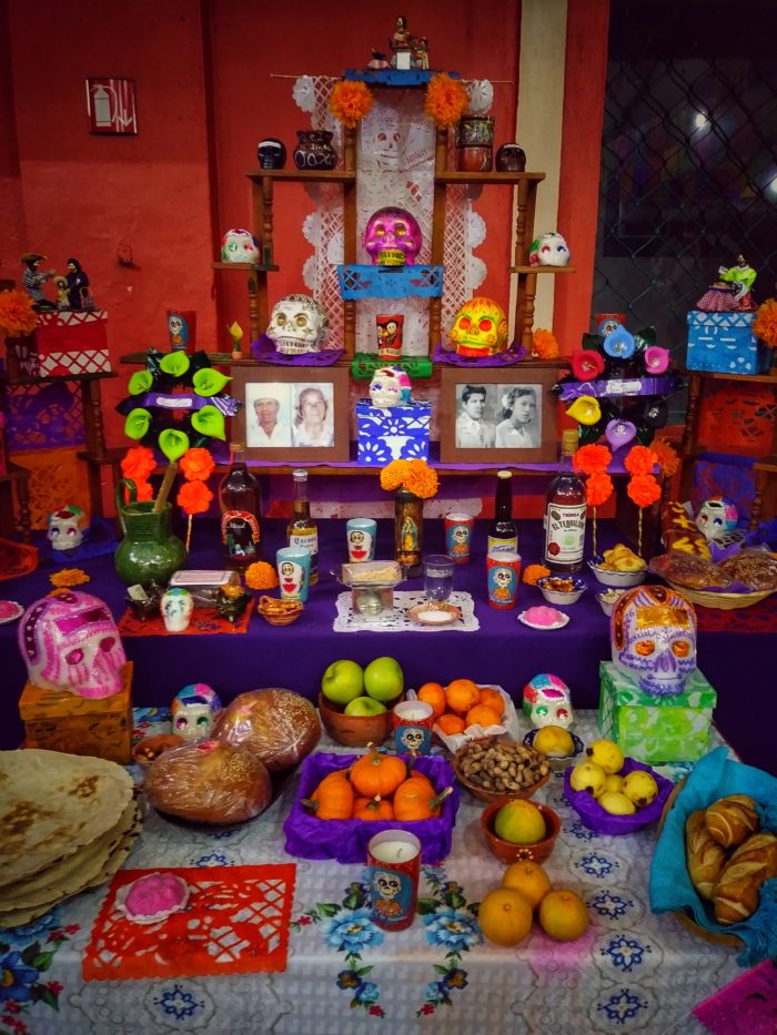 celebrating-day-of-the-dead-in-mexico