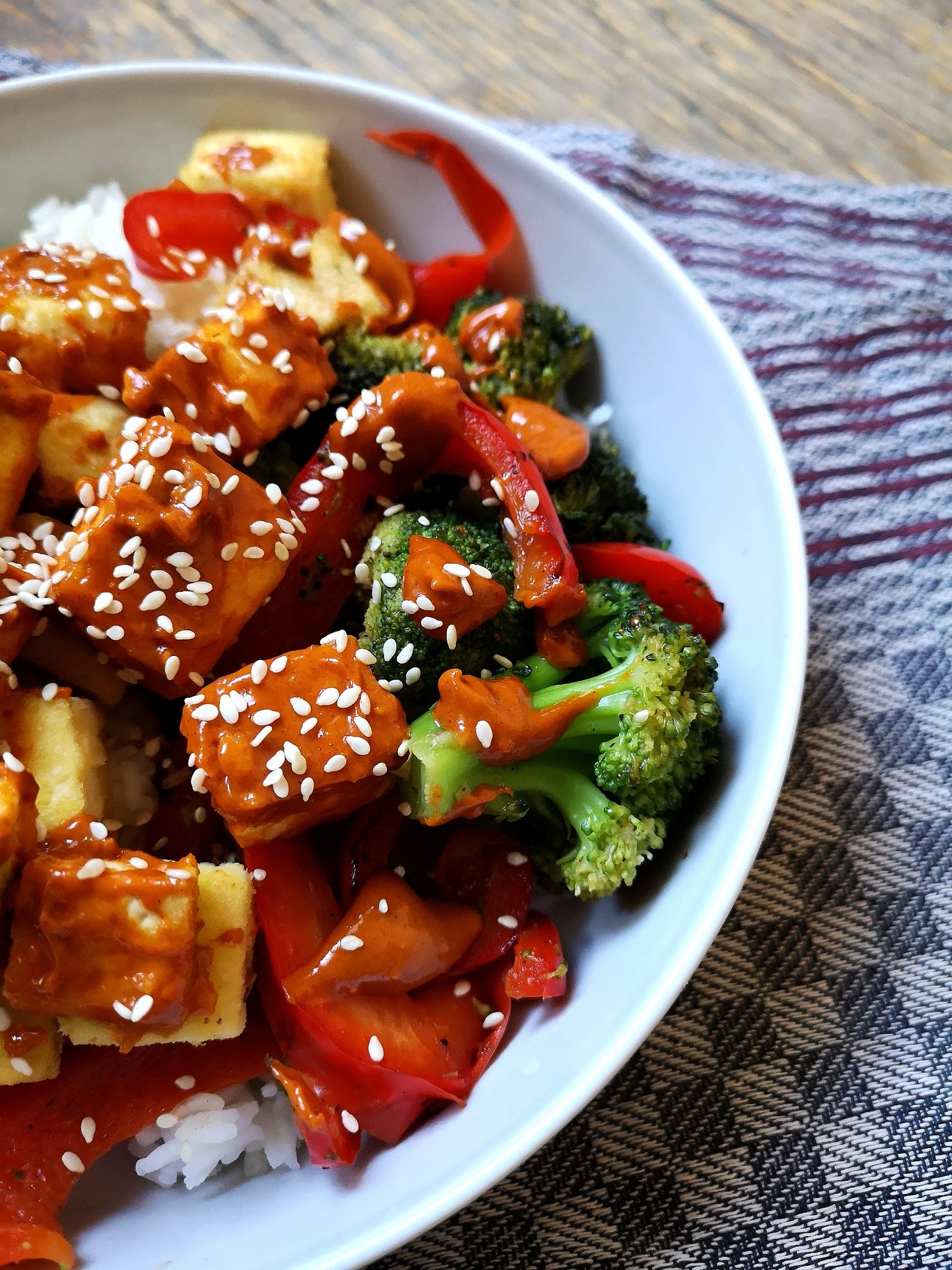Vegan Tofu Bowl With Spicy Peanut Sauce
