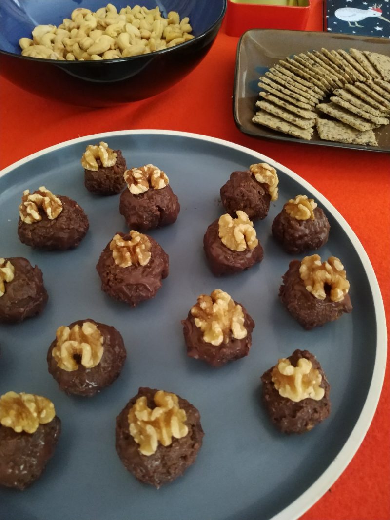 Vegan Afghan Energy Balls (New Zealand Cookies)