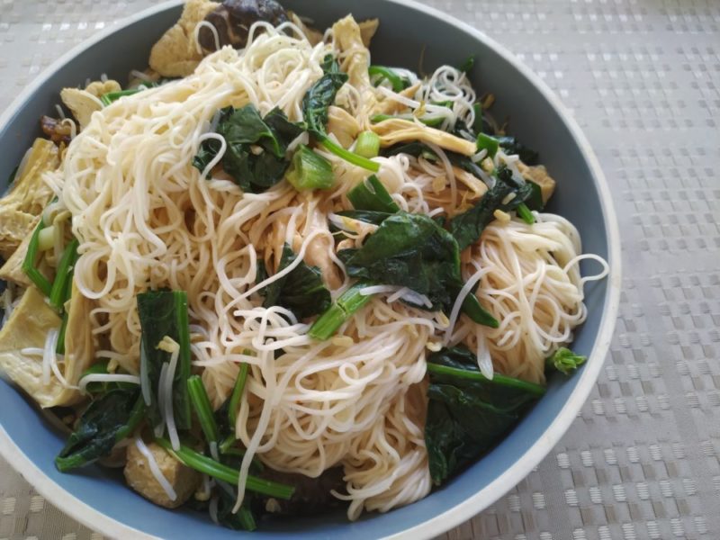 close up of stir fried vermicelli noodles on a plate