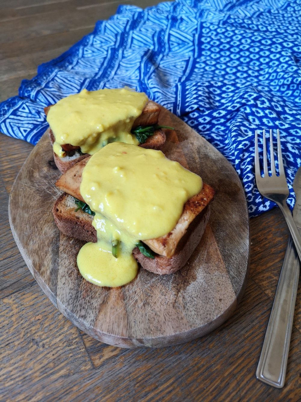 Vegan tofu benedict