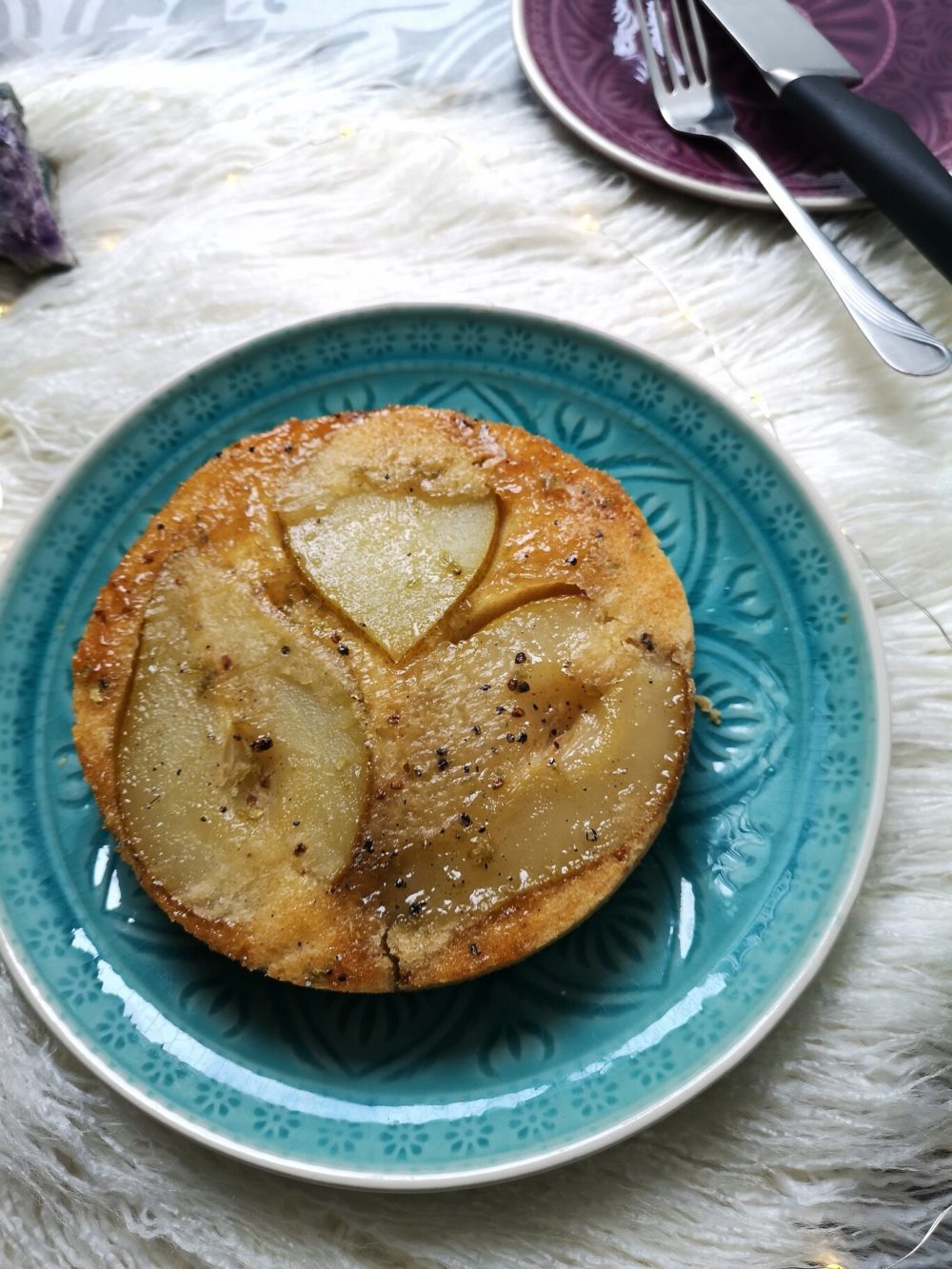 vegan cardamom pear tarts on a plate